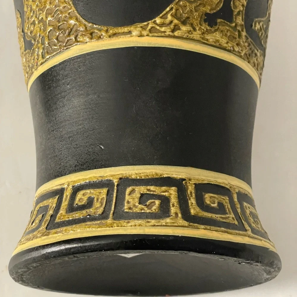 Vintage Beautiful Greece design vase rare